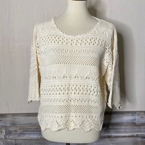VINTAGE Open Weave Crocheted Cropped Sweater 3/4 Sleeves. Item number 0044